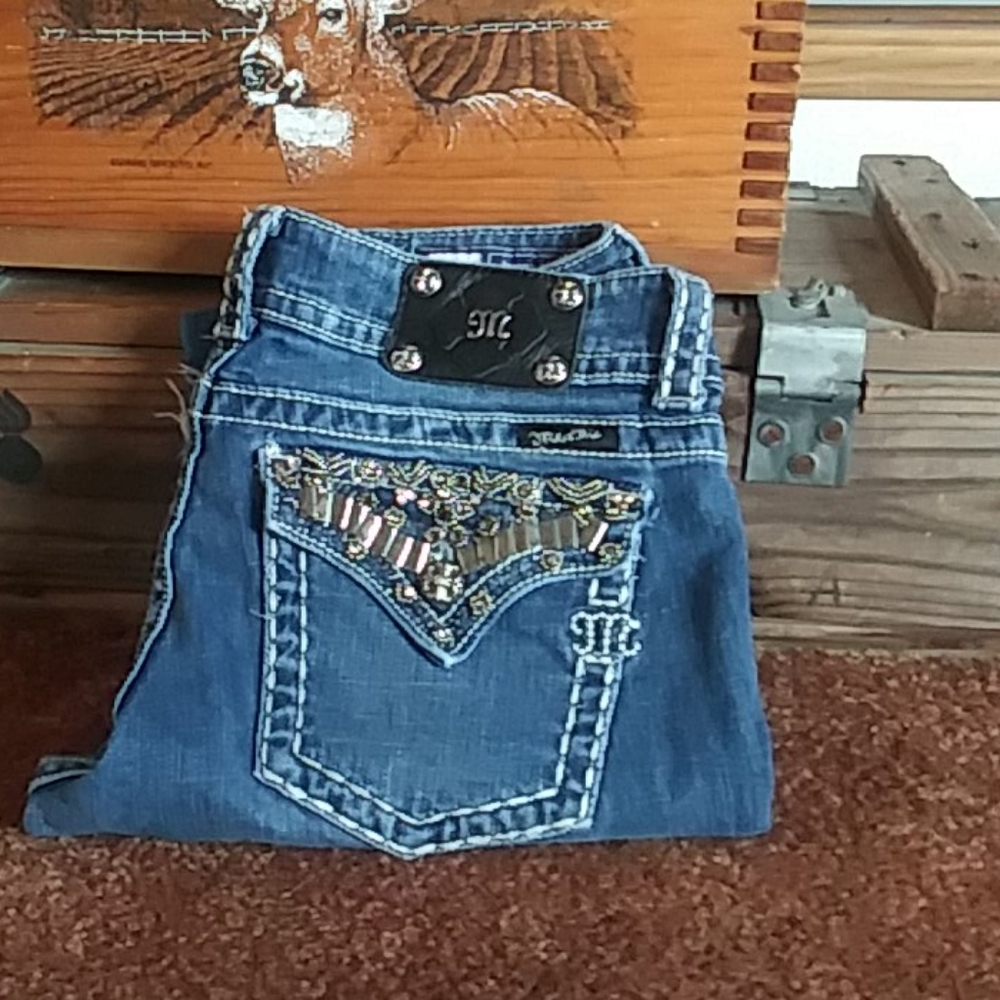 Women's jeans